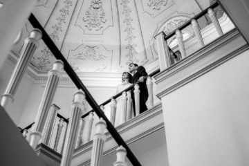 Brautpaar Pose im Residenzmuseum Celle