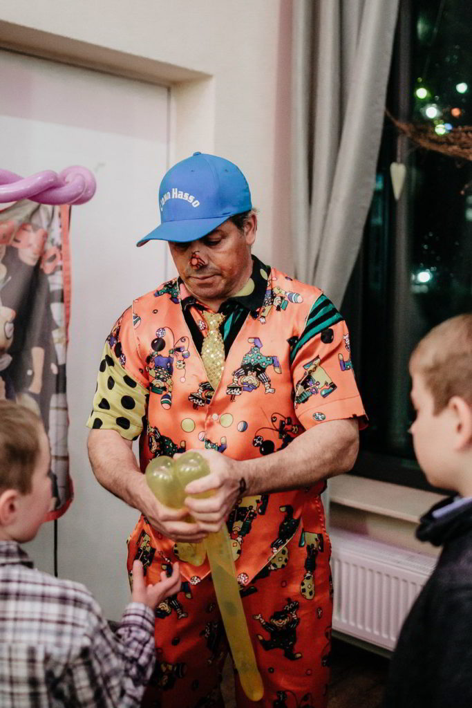 Hochzeitsclown mit Kindern im Restauraunt zur Heideblüte Hambühren